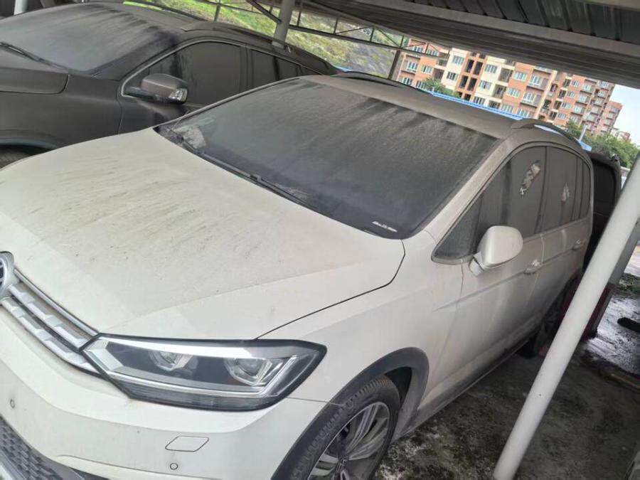 4月21日重庆处置涉案资产渝AFD078可过户车辆一辆网络拍卖公告