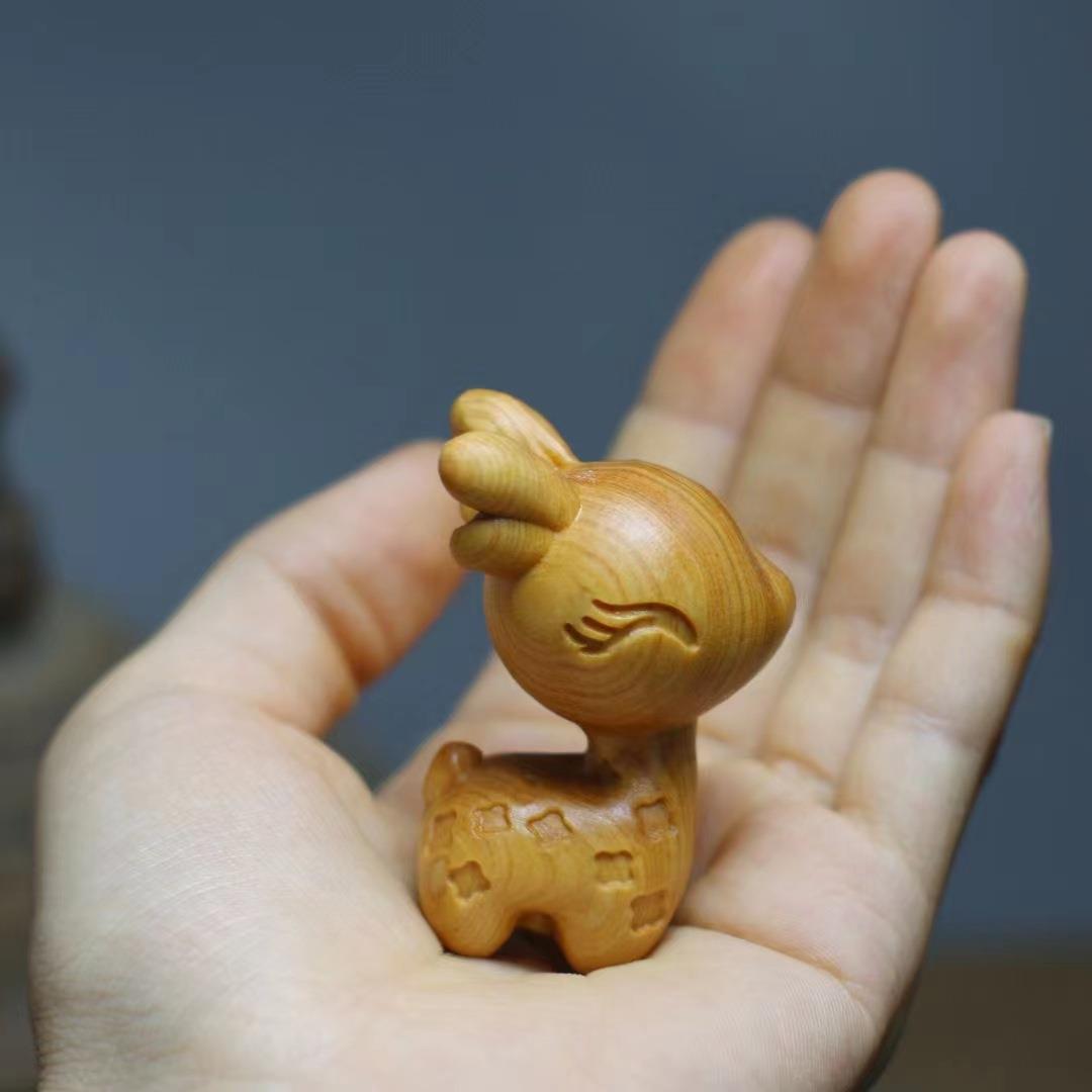 崖柏木雕手把件梅花鹿手机包包钥匙扣小挂件一鹿有你工艺品情侣款