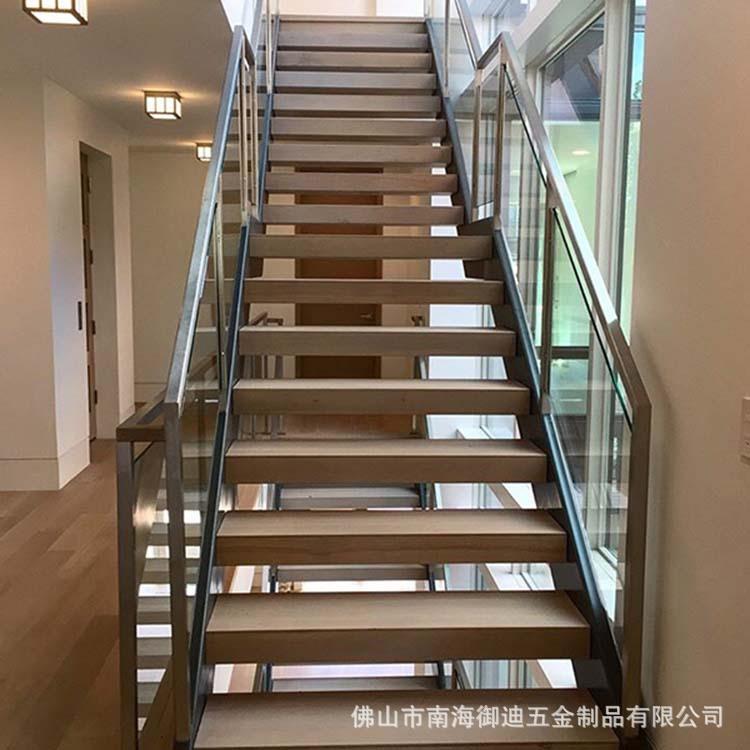 厂家定制钢木单跑方管楼梯复式楼办公室楼梯工程装修爬梯