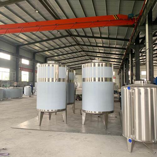 304材质储酒罐3立方加高支腿储酒容器白酒存酒罐密封性好
