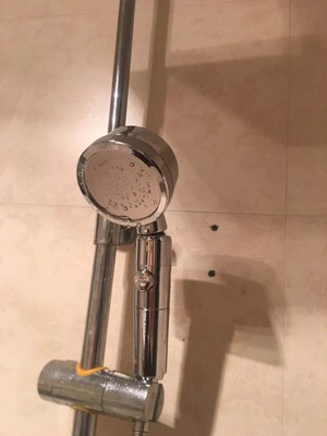 大家使用反馈美耕（卫浴用品）电镀360度旋转开关花洒花洒怎么样，质量烂不烂，顾客反馈内幕！