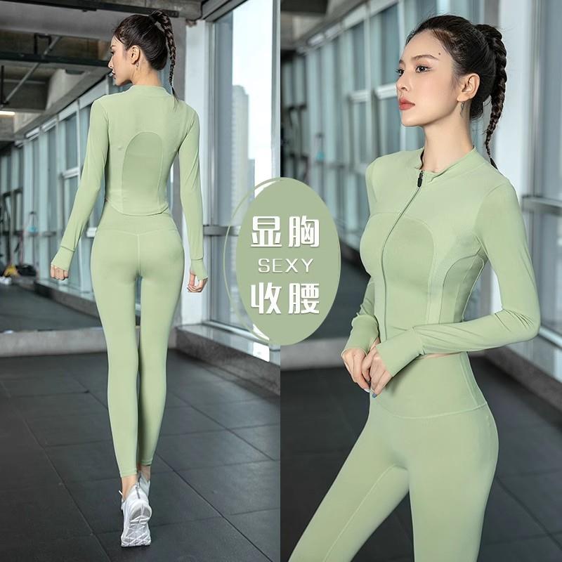 日本2025新款网红高端瑜伽服套装高级专业跑步健身服显瘦运动内衣
