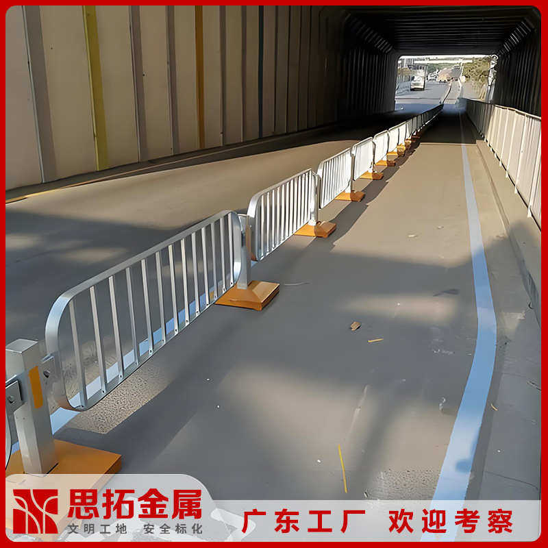 分流市政道路护栏人行道护栏港式护栏栏杆人行标马路深市政厂隔离