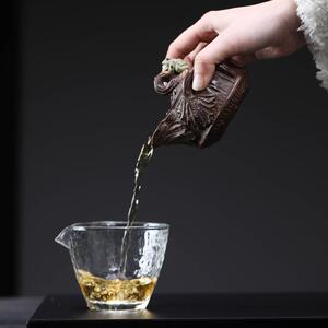 宜运兴原矿砂公道紫杯壶分茶器雕塑青蛙莲子手抓壶茶道配件好连连