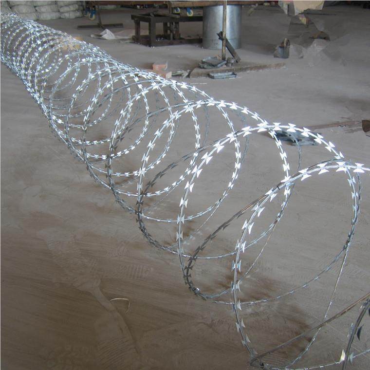 刺丝B笼 热镀刀片锌刺网 TO滚-22刀片刺丝不锈钢304,五金/工具,护栏/隔离栏,淘宝优惠券,粉丝福利购,淘宝优惠卷