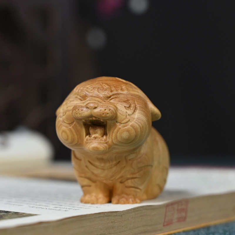 黄杨木手把生肖小木雕文玩虎桌面批发创意小物件工艺品件动物摆件