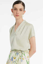 夏季歌莉娅女装短袖上衣，气质通勤职场，薄款真丝小衫1c3l3i200
