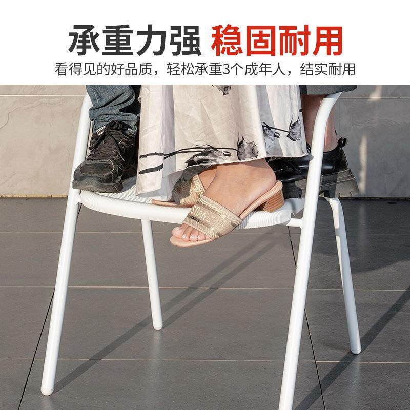 户外露天带伞户外桌椅组合庭院铁艺花园休闲仿藤椅阳台桌椅三件套