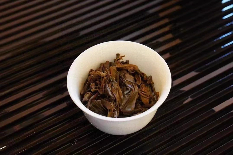 雲南景邁生態圓茶老生茶357克一餅 普洱茶 BUASHOP普洱老茶