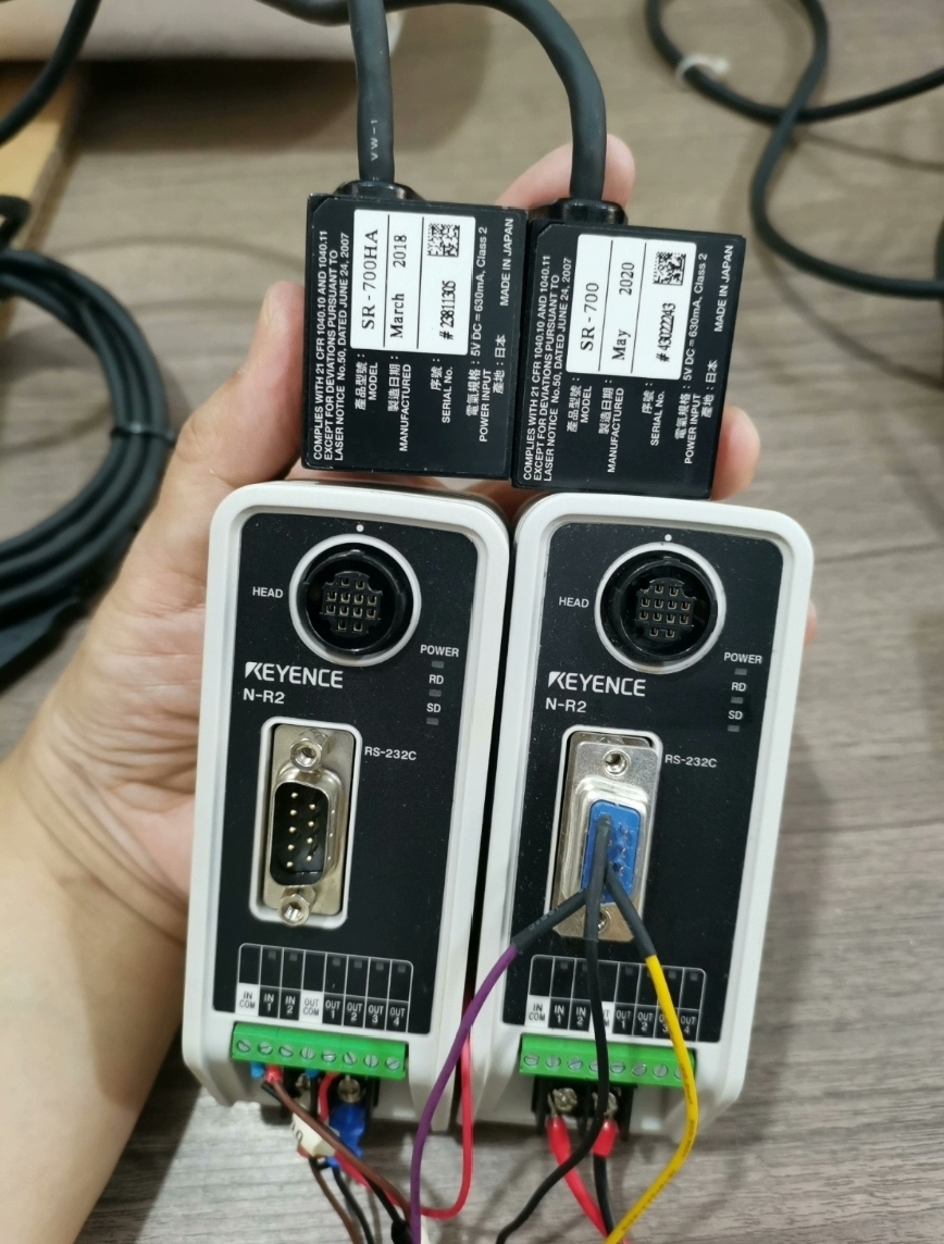 基恩士扫码器SR-700HA  N-R2    8套