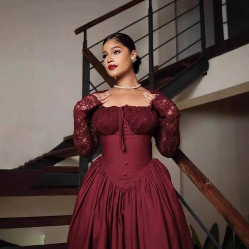 Women's square collar lace long sleeved fluffy mid length