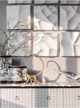 一匚现代简约样板间酒柜边柜花器杂志架蜥蜴摆件客厅饭厅软装饰品