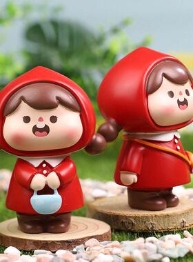 可爱治愈系卡通蘑菇女孩生情侣送礼物办公室车载房间桌面树脂摆饰