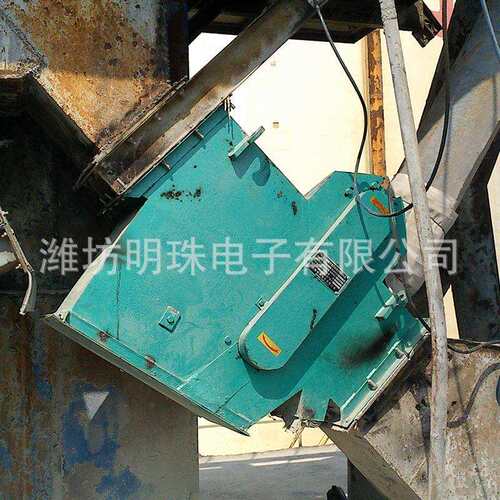 自卸式除铁器 管道除铁器 石英砂除铁器 矿山水泥强磁除铁器