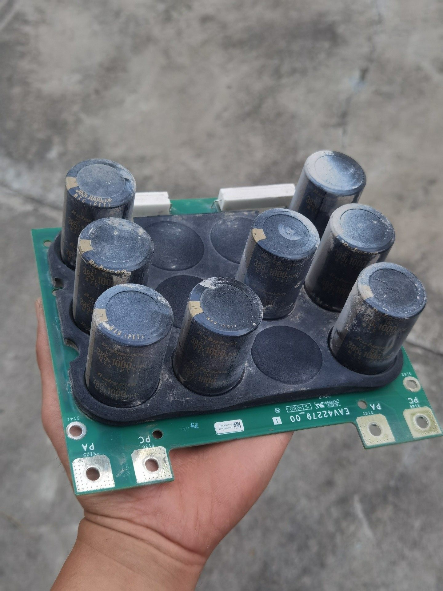 37kw施耐德变频器ATV610D37N4电容板EAV422