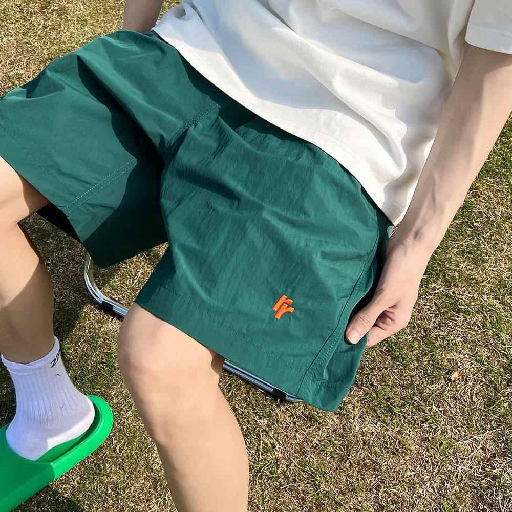 冰丝速干短裤男夏季薄款2025新款潮牌裤子休闲宽松跑步运动五分裤