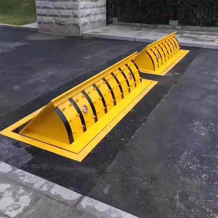 液压翻板路障机一键遥控电动翻版路障设备全自动升降路障机