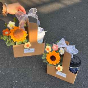 香烟花束包装玫瑰向日葵手提花盒花束秋天的杯 奶茶七夕送闺蜜女
