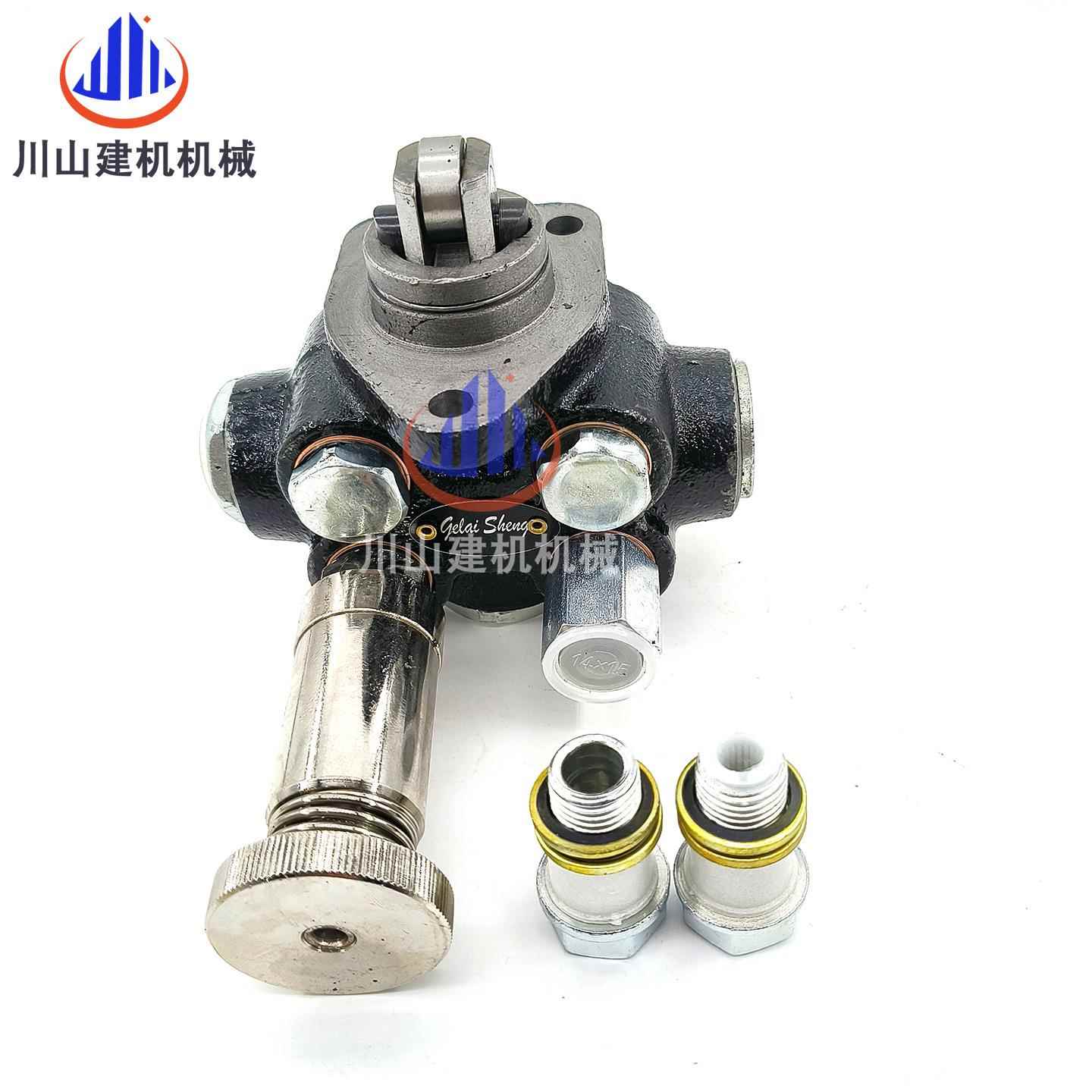 挖PIT机配件三输一SY28-5 305 335 油泵6HK1发动机手油泵1-550071