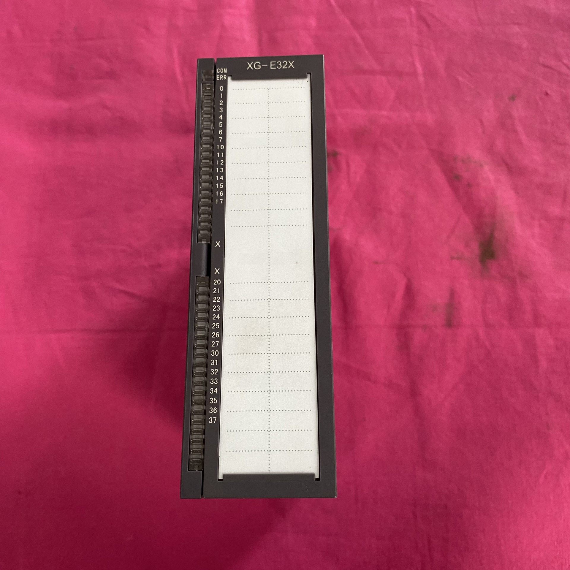 XINJIE PLC XG-E32X，成色如图，实物拍摄。功