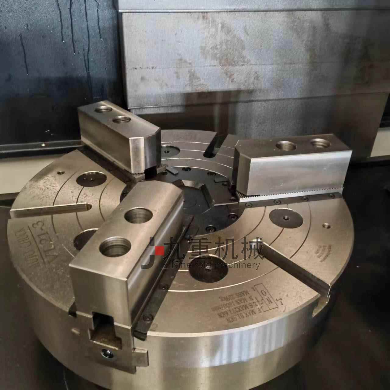 数控车LVT8VTL80800重型数控车床液压刀塔卡盘立数控车床 V TL80