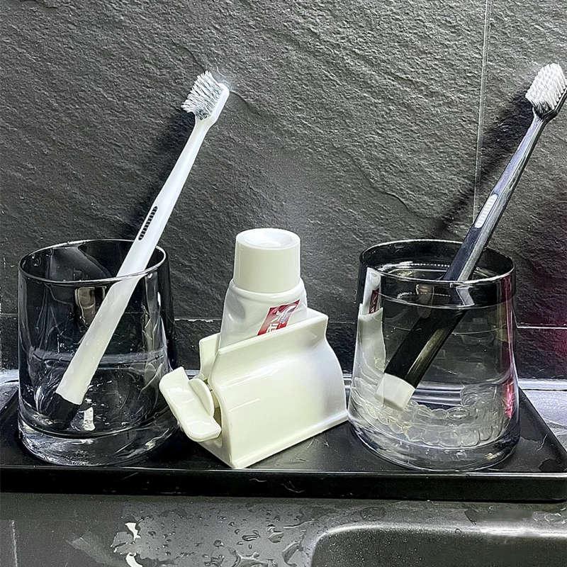 小户型家用浴室台面托盘轻奢酒店卫生间牙刷牙膏牙杯子化妆品收纳