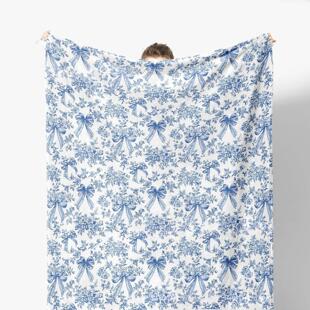 Heartfelt To My Sister Letter & Heart Print Plush Throw