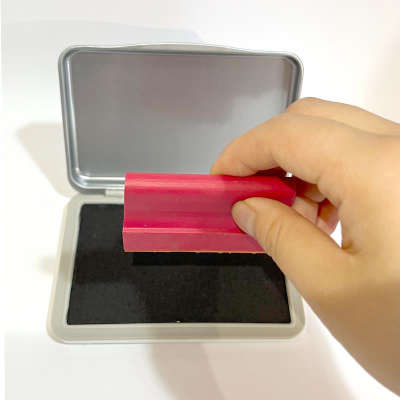 旗胜长方形印台硬质橡皮章印泥财务办公红色蓝色黑色大号快干水性