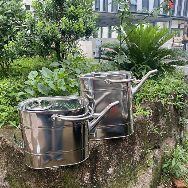 304不锈钢加油桶带盖椭圆形汽油柴油桶5升10升20升长嘴手提加油壶