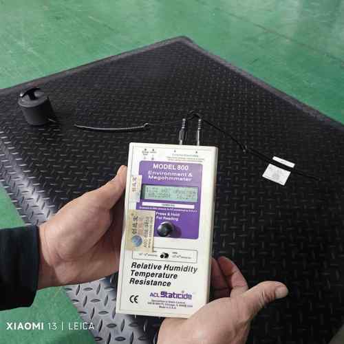 黑色胶防静垫电抗疲劳地钢车花橡纹防滑CXB02间防静电疲劳垫