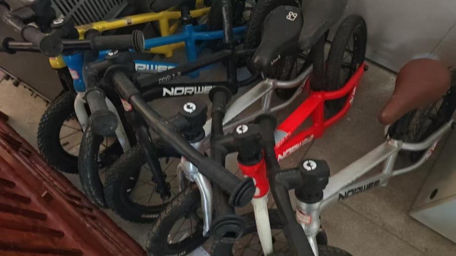 11月28日北京【京械5944】单位淘汰报废处置小车6辆网络拍卖公告