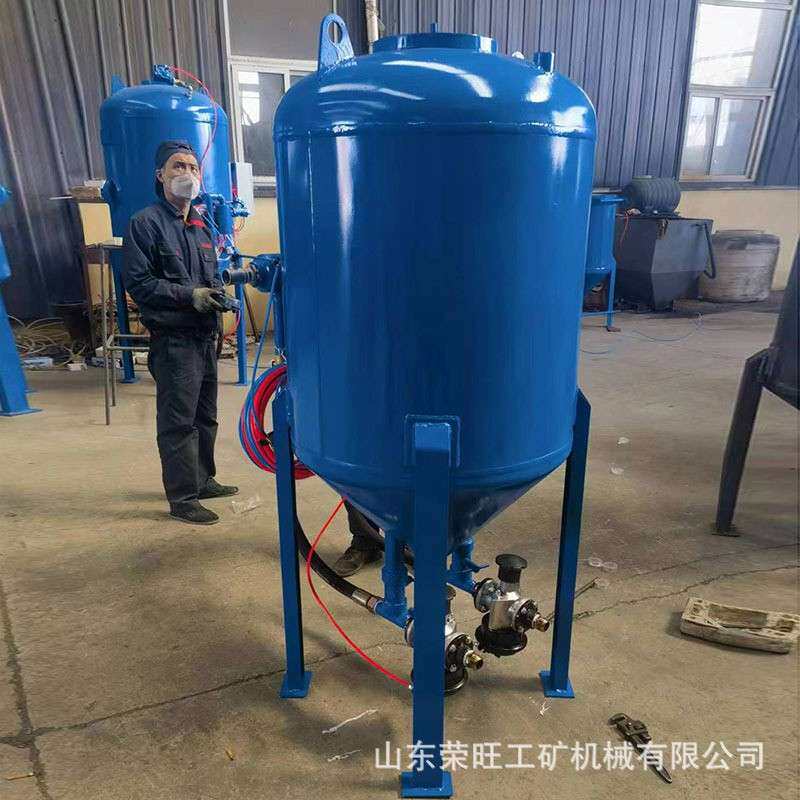除锈喷砂设备无尘喷砂小压型高喷抛光翻新钢结构干气动喷砂湿两水