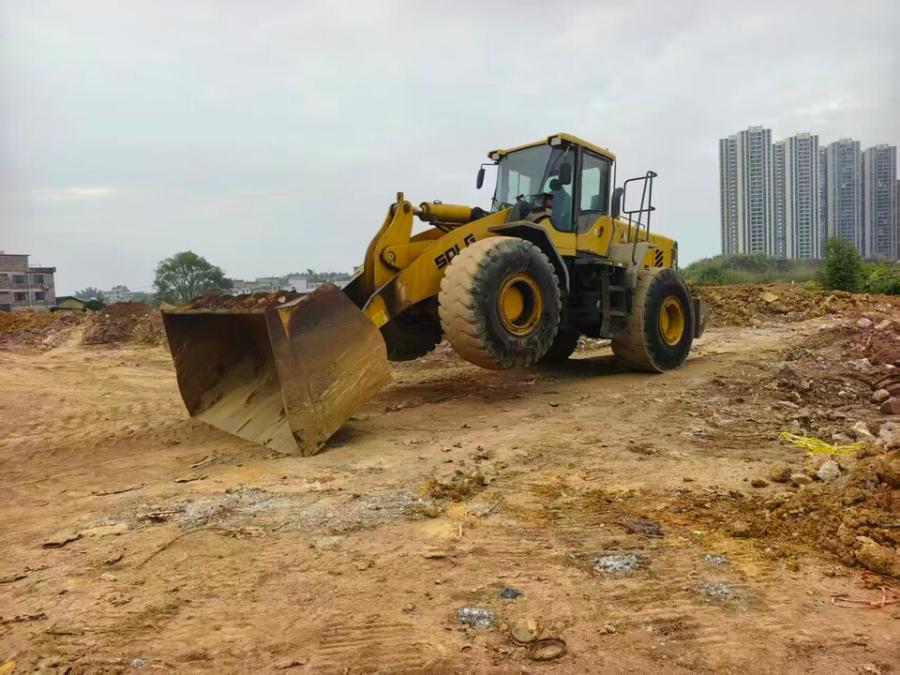 11月20日贺州临工968装载机网络拍卖公告