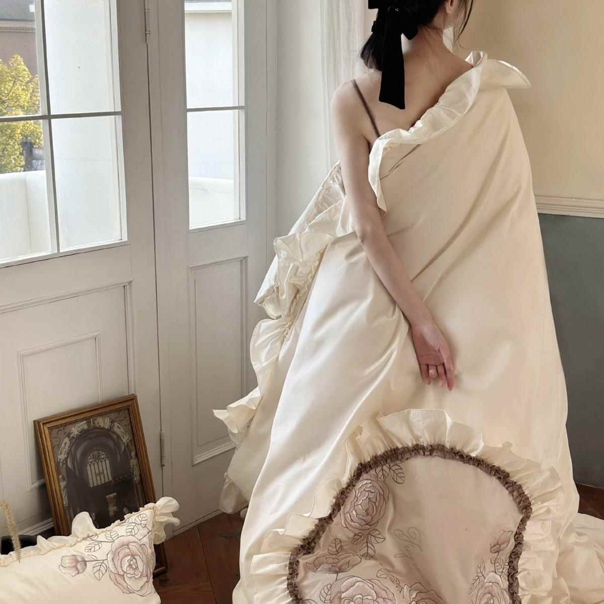 克莉斯汀|法式玫瑰花刺绣100支长绒棉纯棉四件套公主风全棉床单款