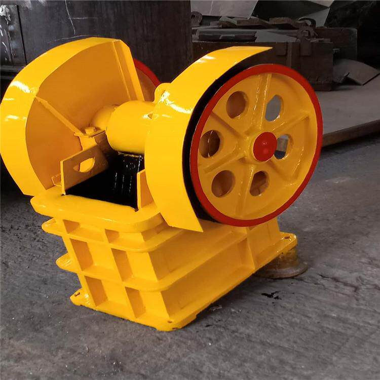 鄂式破碎机鹅卵石建筑垃圾制砂机花岗岩青石水泥块鄂破粉碎站