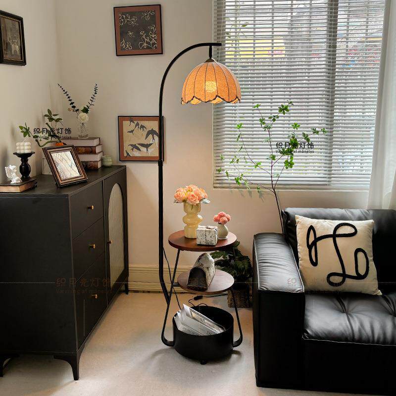 卧室床头落地灯法式复古客厅沙发旁装饰氛围灯中古风置物收纳台灯