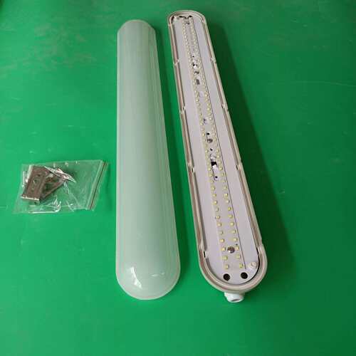 工程应急防眩光LED三防灯具调光贴片式照明灯18W隧道感应三防灯