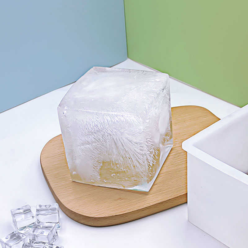 10CM大容量硅胶制冰盒模具食品级商用手凿冰块家用创意冰格冷冻