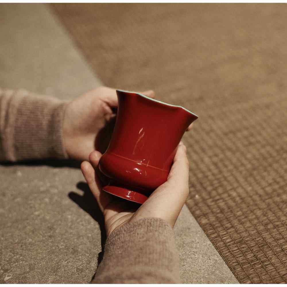 |工匠家品|《故宫红》文房小茶盂 建水 笔筒 六君子花瓶 茶道零配