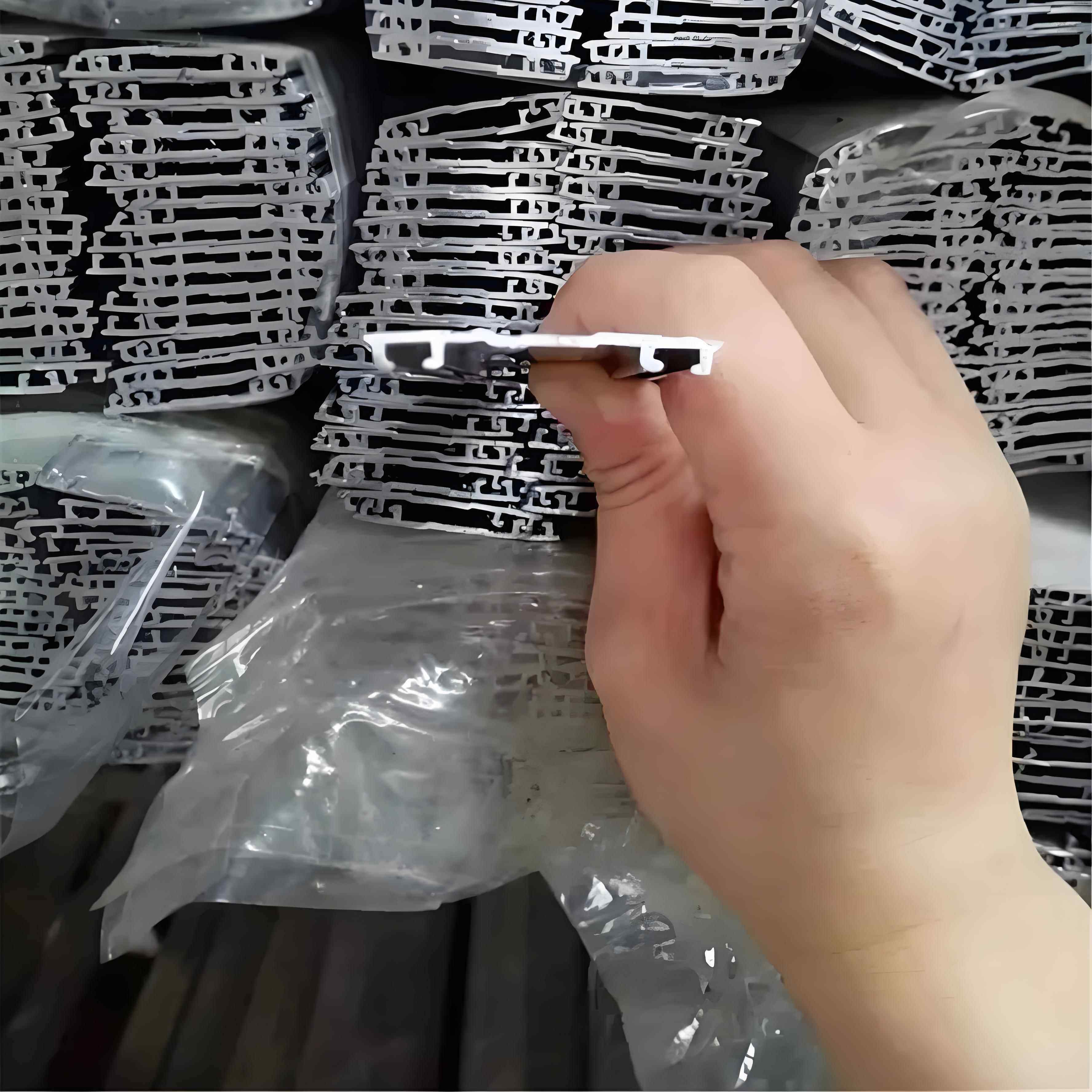 铝压条pc耐力板大棚车棚阳光板拼接条扁铝密封铝配件6米长一根,金属材料及制品,铝材/铝型材/铝合金,淘宝优惠券,粉丝福利购,淘宝优惠卷