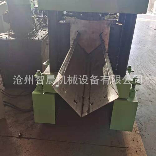 快拼房角柱设备快拼房立柱设备边梁机金属成型设备压瓦机冷弯机