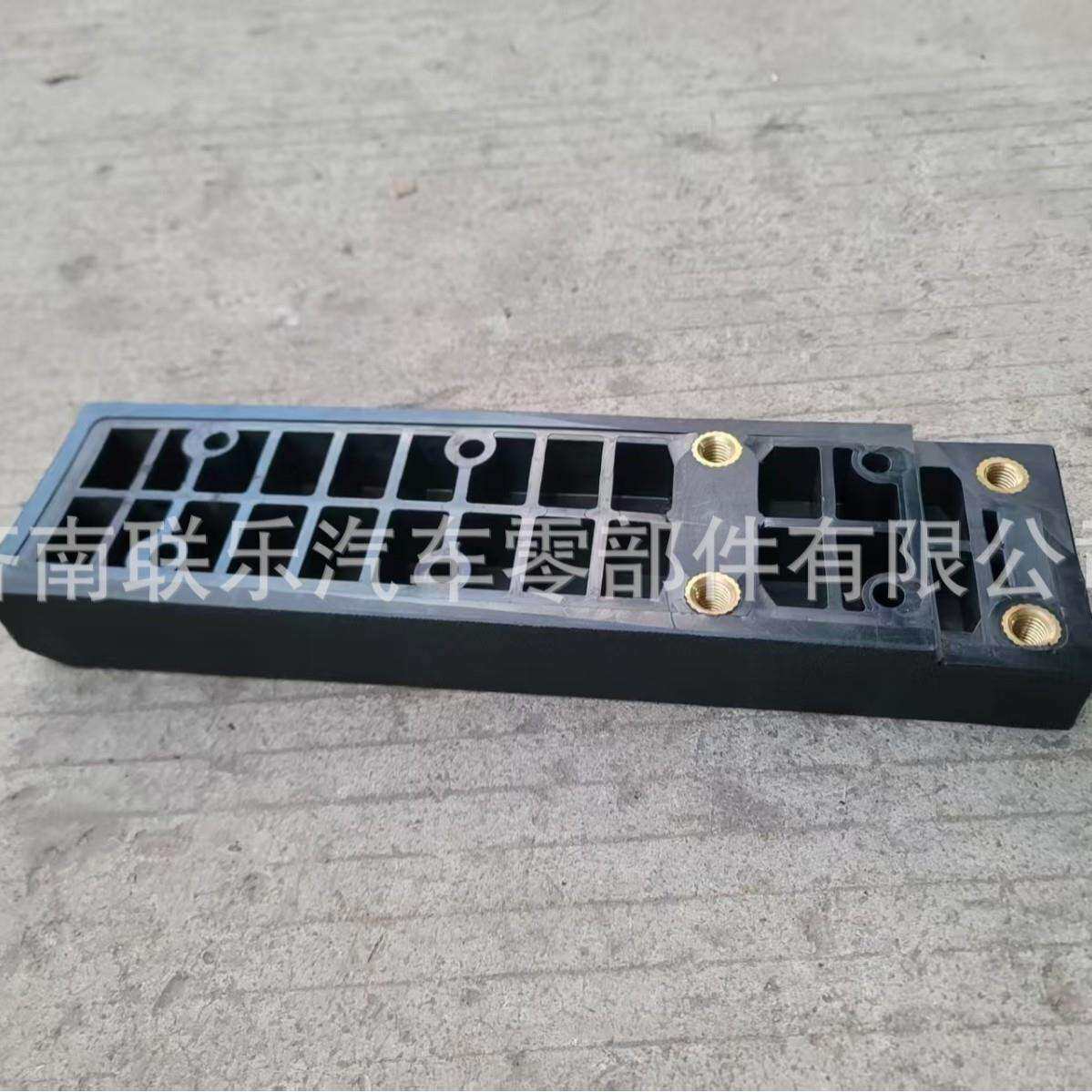 重型汽车配件大全 重汽豪沃 钢板滑轨 WG9725523250现货直发