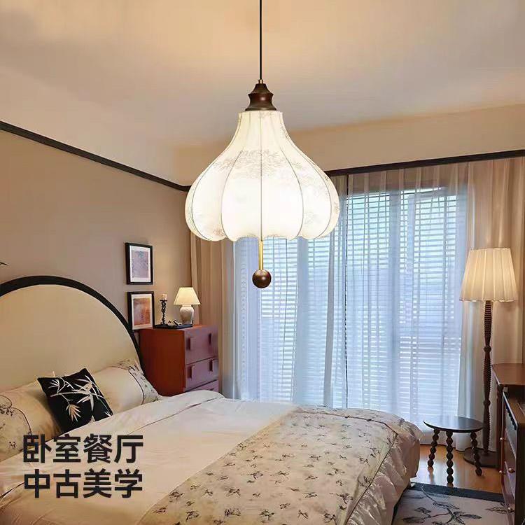 法式中古风布艺餐厅吊灯复古个性创意印花灯现代简约卧室书房灯具