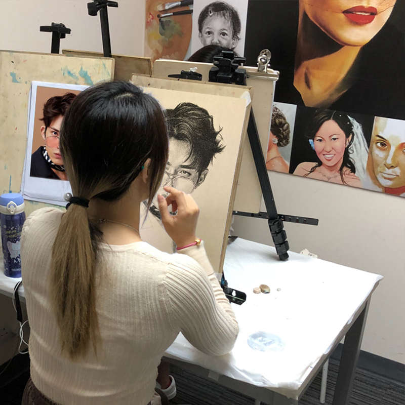 素描画像肖像纯手绘真人头像转手绘画照片彩铅画代画素描头像定制