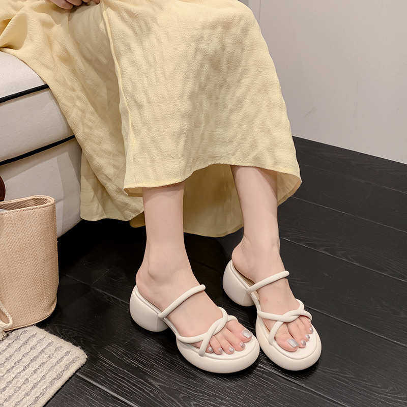 小码女鞋313233码外穿拖鞋女2024夏季新款厚底交叉绑带露趾凉拖鞋,女鞋,一字拖,淘宝优惠券,粉丝福利购,淘宝优惠卷