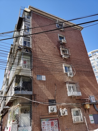 八宝山南路29号院6号楼4单元203室