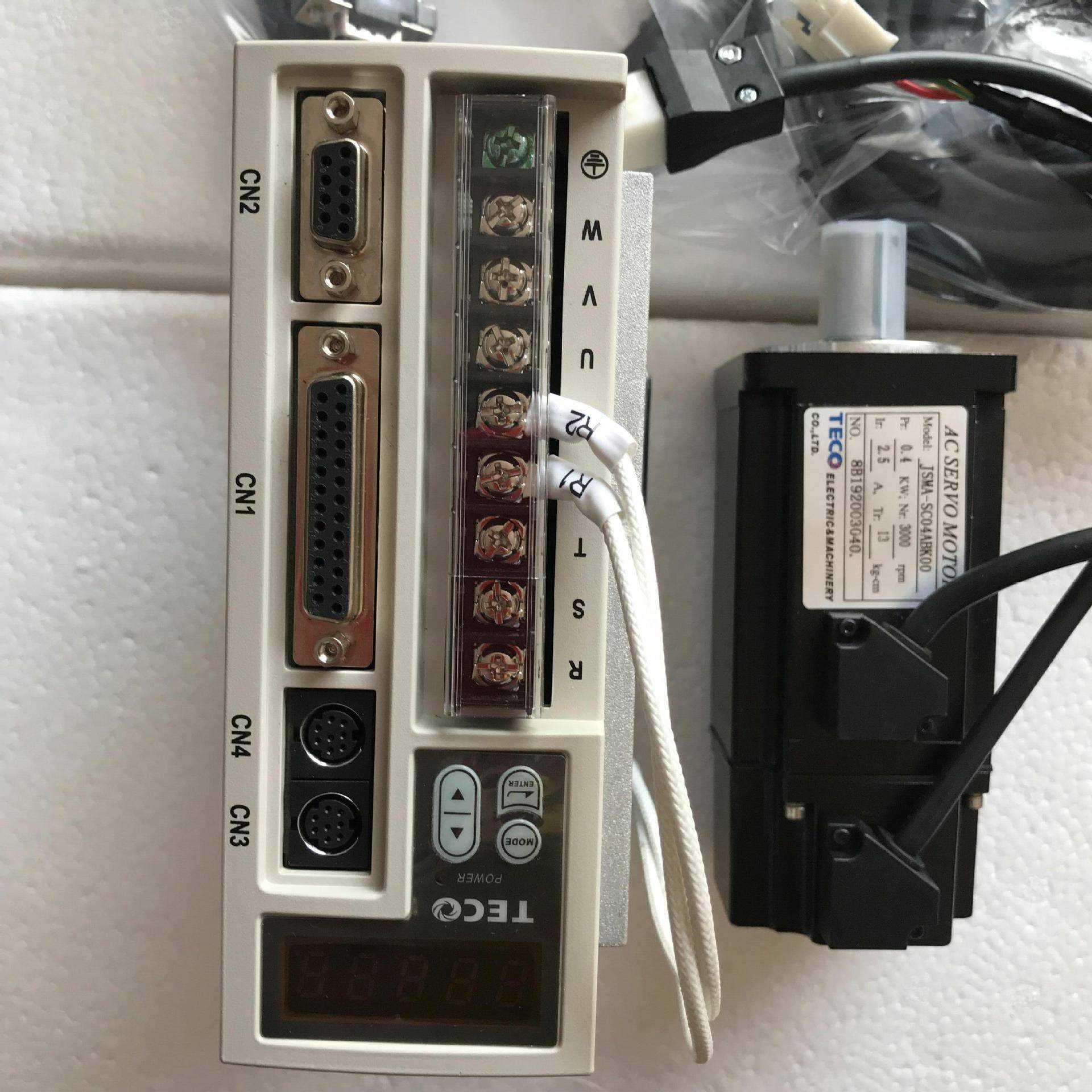 TECO东元伺服电机JSMA-SC04ABK00/JSDEP-15A 0.4KW 2.5A 3000rpm