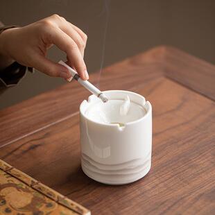羊脂玉瓷烟灰缸带盖办公室防飞灰大号高级感简约陶瓷轻奢烟缸摆件
