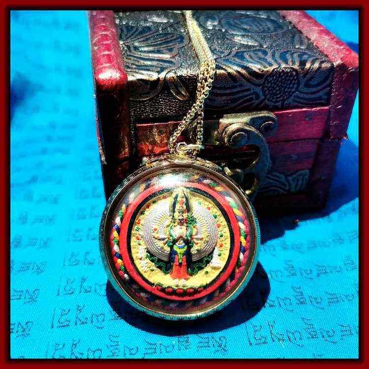 西藏手绘擦擦佛像嘎乌盒吊坠本命佛千手观音随身唐卡小佛像佛牌