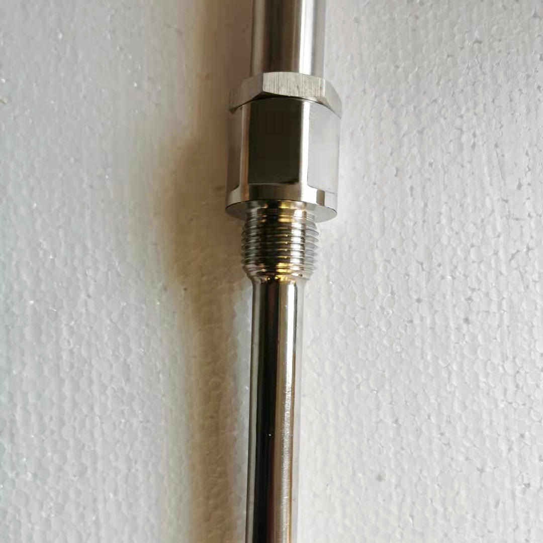 товар из китая None